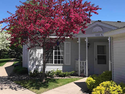 Cottages of Vadnais Heights property